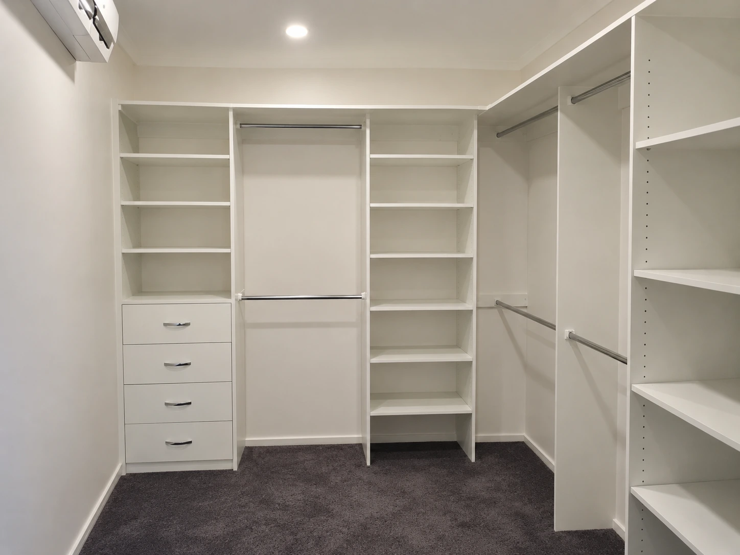 Built in Wardrobes